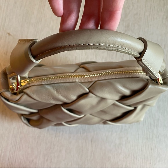 Valentina Fiore woven leather bag - Picture 3 of 7